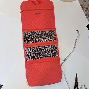 Vera Bradley iconic hanging travel organizer
